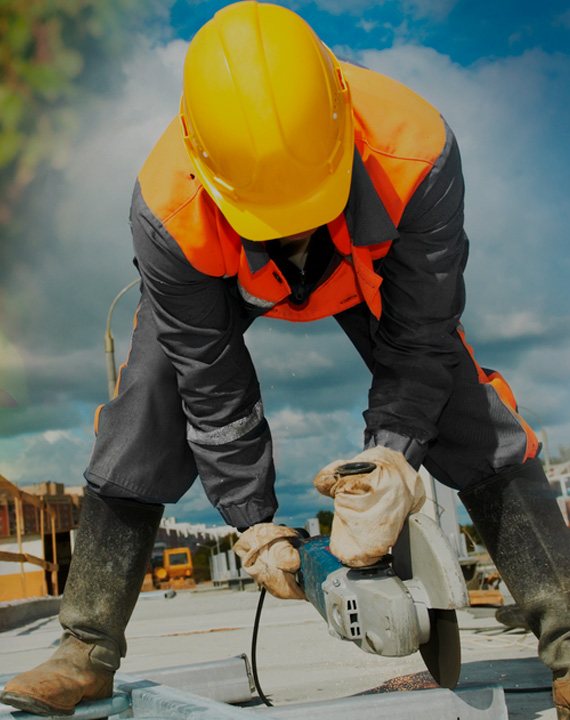 Trabajador contratista en obra